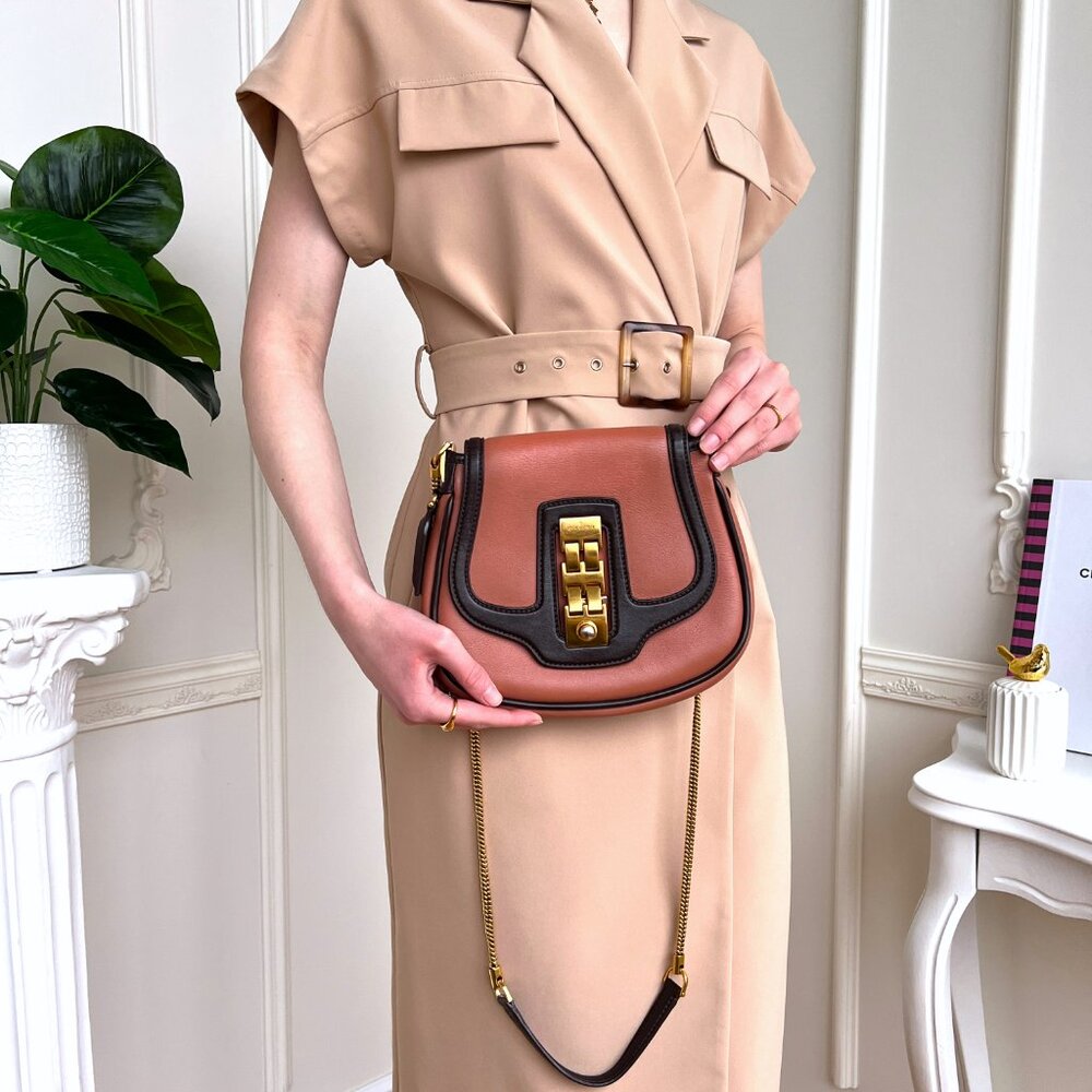 Authentic Louis Vuitton Art Deco Trapezio Crossbody Vieux Rose Leather Bag B0864